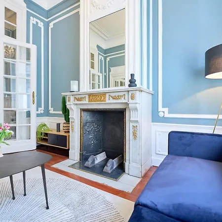 Apartment Luxurious 6-br Mansion Near European Union *