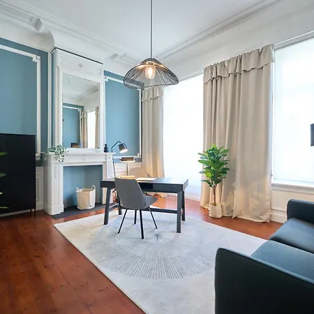 Luxurious 6-br Mansion Near European Union