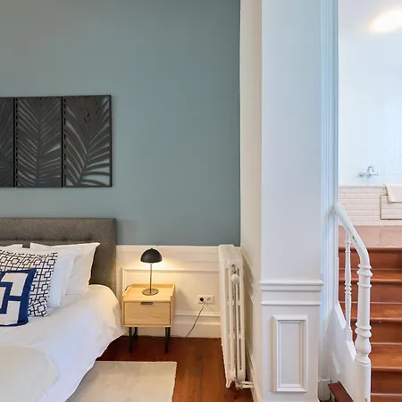 Luxurious 6-br Mansion Near European Union Apartment